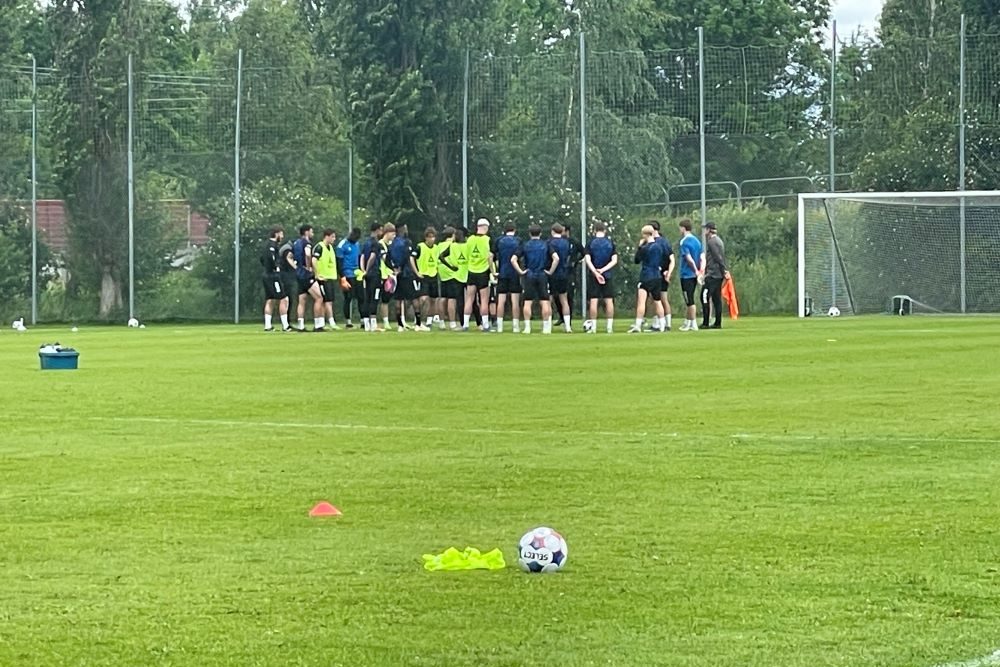 Träningsrapport från Löten: Spelarna rök ihop och fick dras isär
